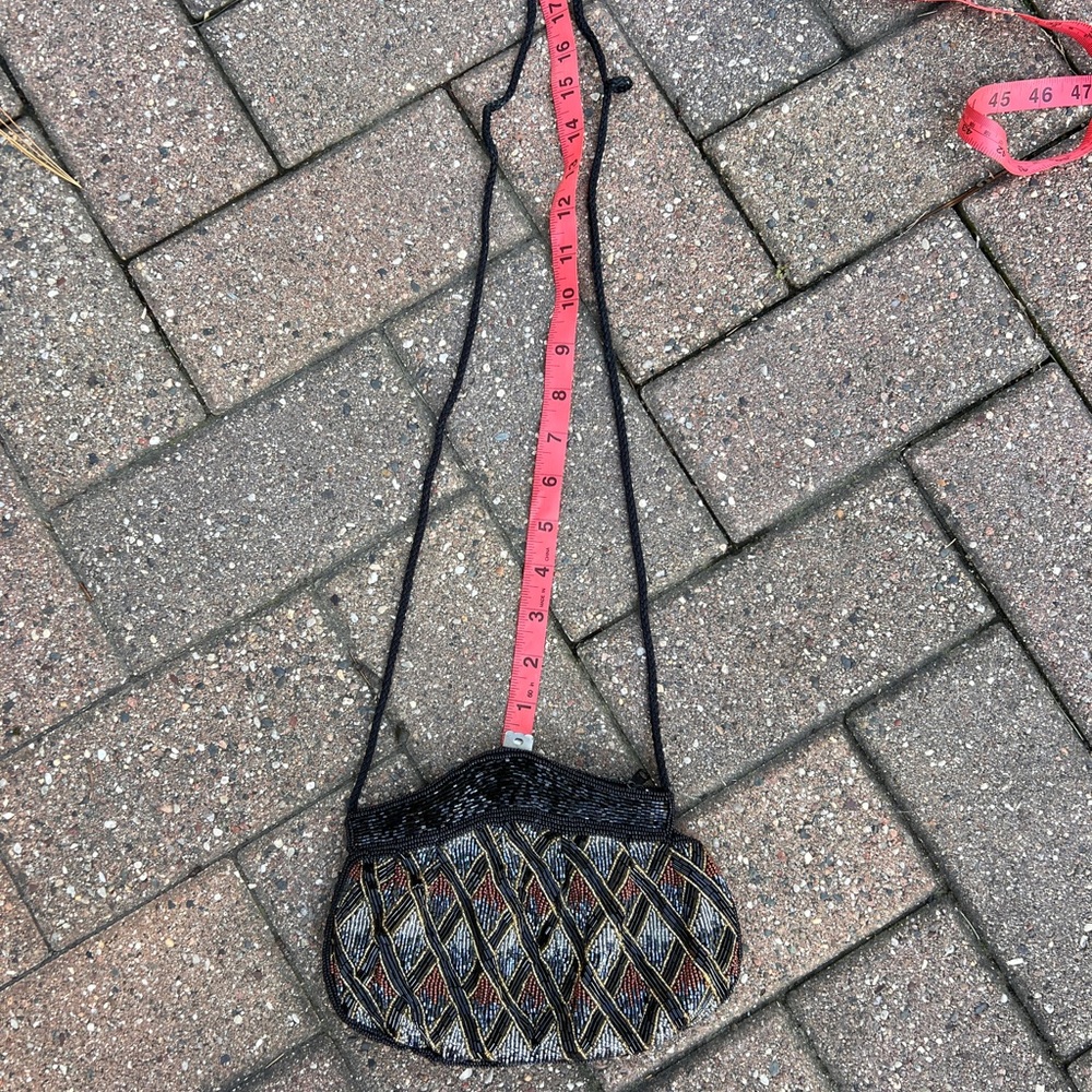 Beaded Geometric Evening Clutch - Picture 4 of 8